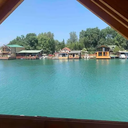 Cheerful Cabin In Ada Bojana Улцинь Экстерьер фото